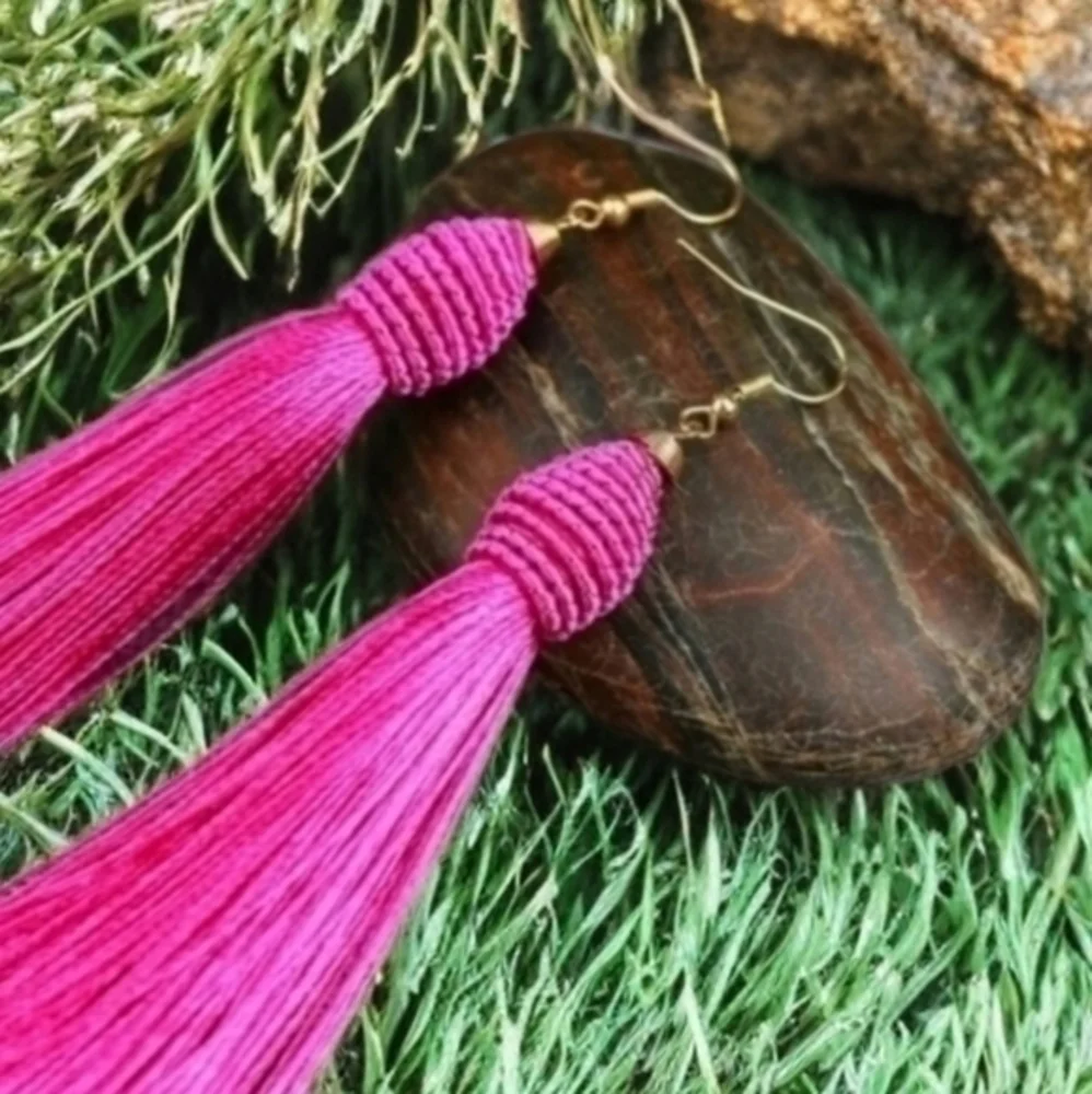 J.CREW HOT PINK TASSEL EARRINGS 2 - Picture 2 of 4